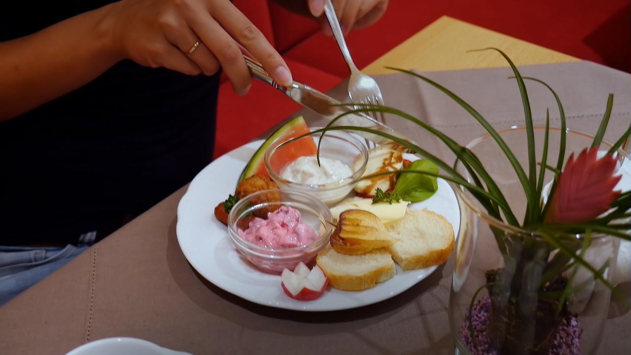 青春艺术风格酒店 哈默尔恩 外观 照片